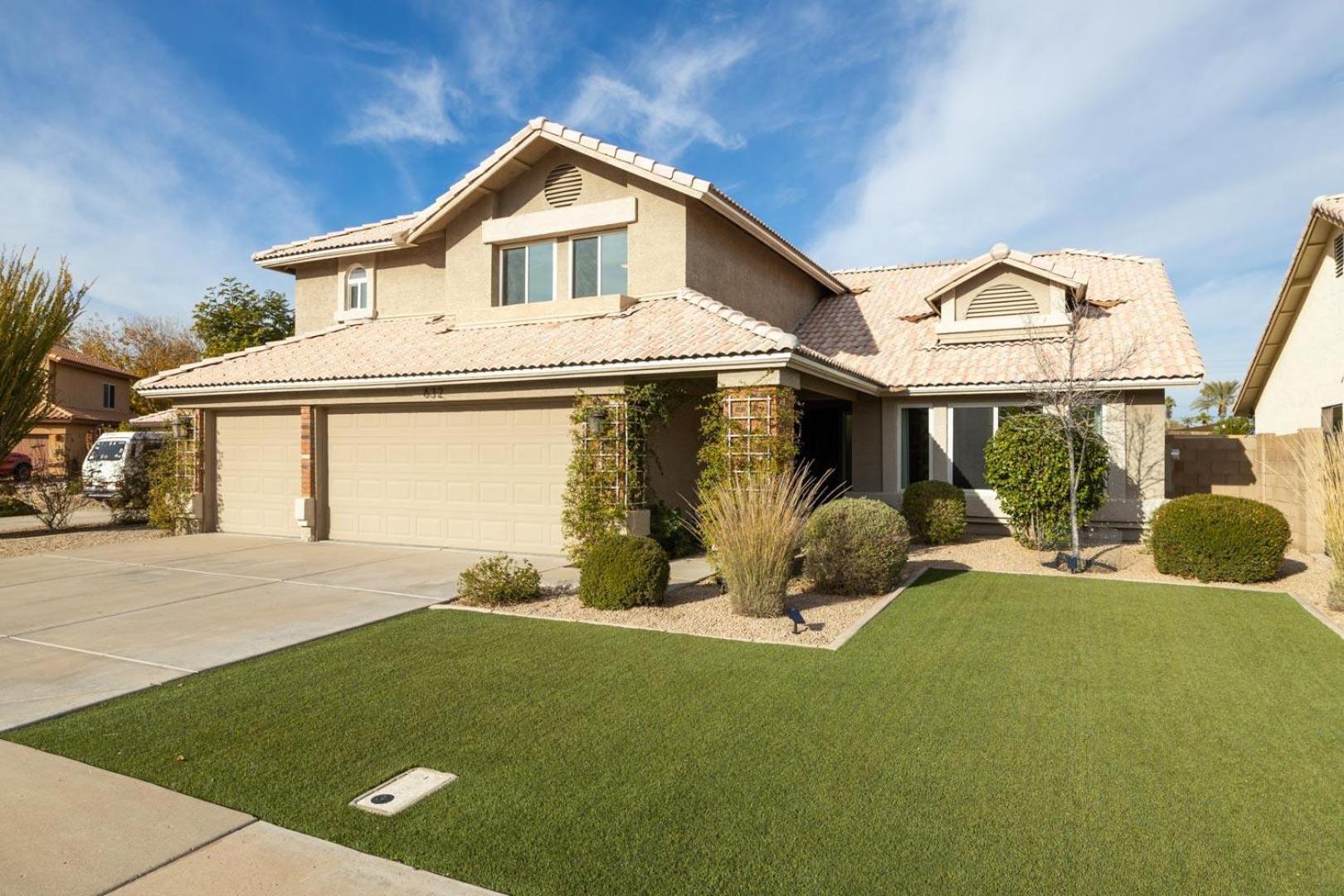 Gilbert Comstock Villa Exterior photo